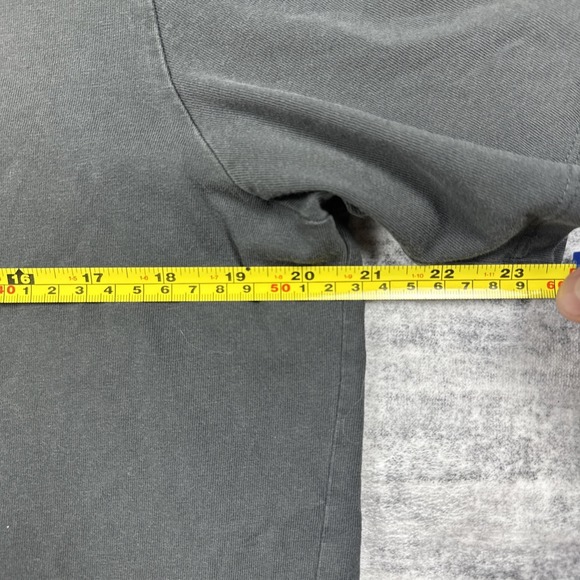 Tommy Bahama Logo Shirt Call For Back Up Shirt Tee Mens Size M Black - Picture 5 of 6